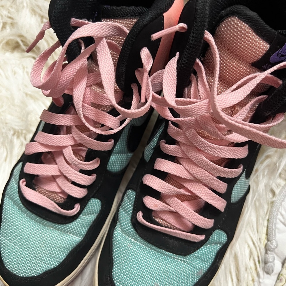 Men's Nike Air Force 1 High Pastel Size 10
Pink Mult-Color - Picture 4 of 10